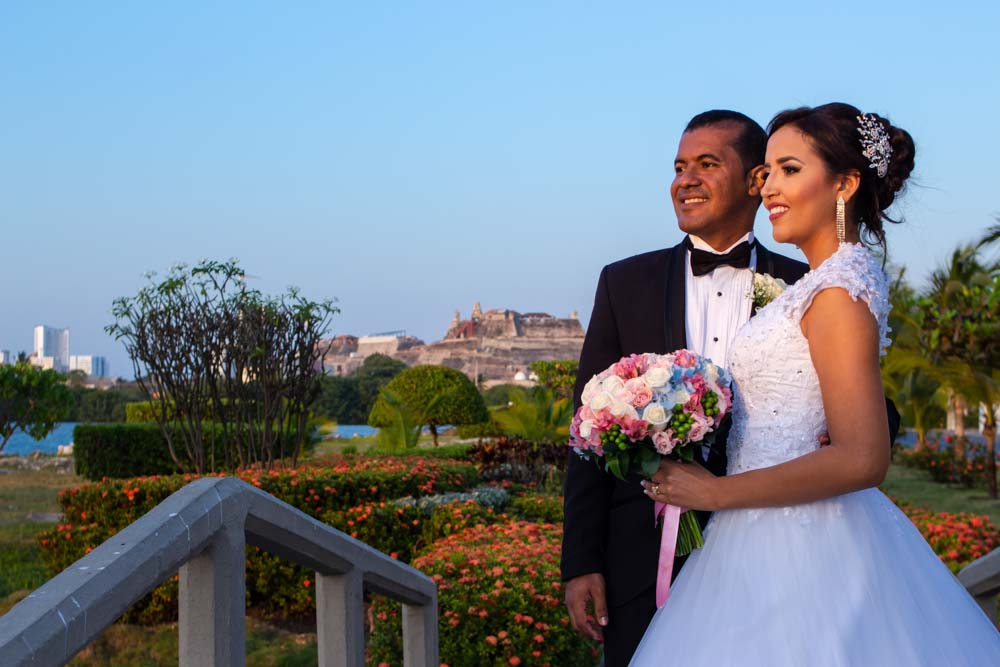 Novios en Castillo San Felipe, Cartagena